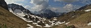 23 In decisa salita verso il Passo di Mezzeno ( vista sul percorso di salita dall'alto)